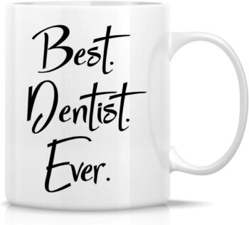 مج مضحك من ريتريز -
  افضل طبيب اسنان على الاطلاق اكواب قهوة سيراميك سعة 11 اونصة ساخر، ملهمة،
  هدايا عيد ميلاد تحفيزية للاصدقاء وزملاء العمل والبروفيسور والاخوة والاب والام